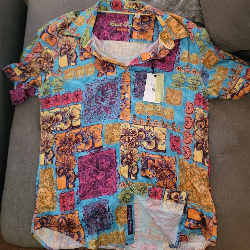 Brand new never worn robert graham hawaiian  button up